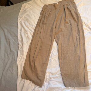 Women's Abercrombie & Fitch Linen Pants Size Large tan pants.